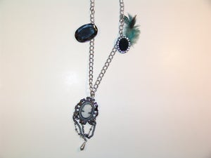 Image of Classy Cameo Necklace