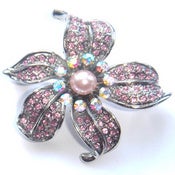 Image of Flower Brooch