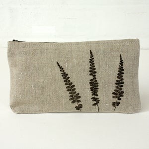 Image of fern zip purse