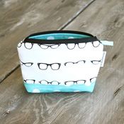 Image of zippered pouch - glasses