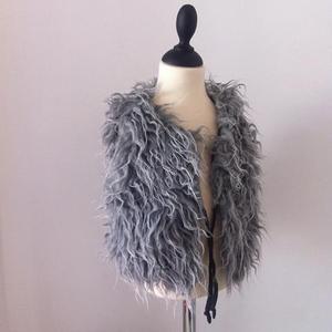 Image of The Isa vest