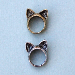 Image of Cat Ears Ring 