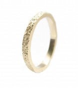 Image of thin felt ring 14k