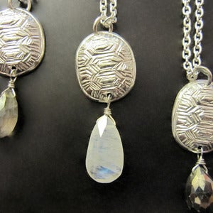 Image of Loksi (Turtle) Necklace