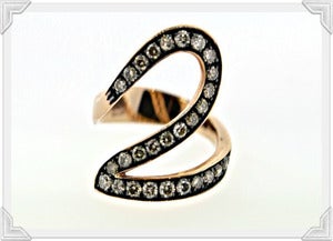 Image of WIDE SWIRL PATTERN RING