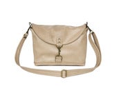 Clutch in Sand Beige