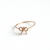 Image of bow ring