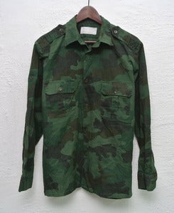 Image of Vintage army camo overshirt (M)