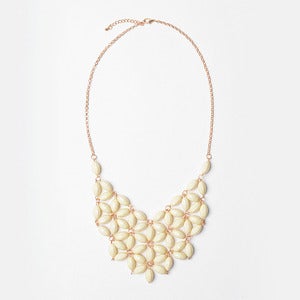 Image of Ivory Daisy Tessellate Necklace