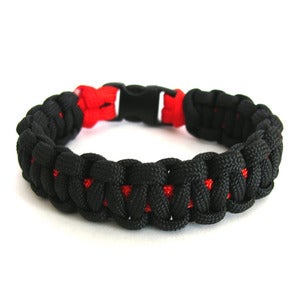 Image of Survival paracord bracelet (Charcoal/Red)
