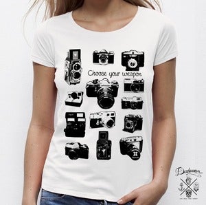 Image of T-shirt Vintage cameras - Choose your weapon by Dadawan 