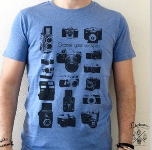 Image of T-shirt homme bleu Vintage cameras - Choose your weapon by Dadawan 