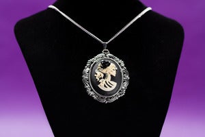 Image of Lolita Cameo Rococo Necklace - Ivory
