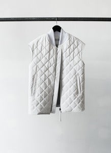 Image of OUTLANDERS vest (white)
