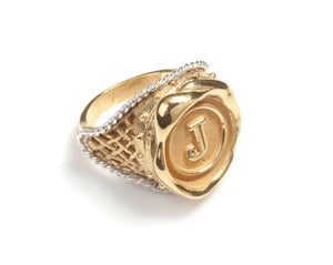 Image of 9ct Solid Gold Mini Personalised Wax Seal Ring (A - Z) NEW