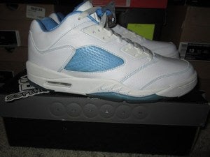 Image of Air Jordan V (5) Retro Low WMNS "University Blue"