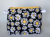 Image of Pushing Daisies Small Wedge