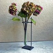 Image of test tube vase with stand