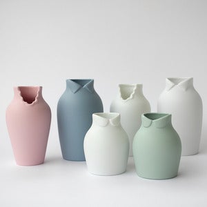 Image of Dress-up Vase by nendo