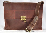 Image of the TODAY satchel - BBQ