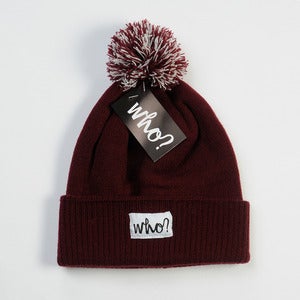 Image of MAROON BOBBLE HAT