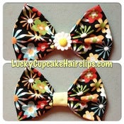 Image of Flower Head bow
