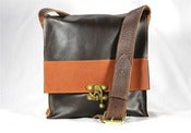 Image of the VERTICAL satchel - Stripy