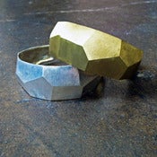 Image of angle cuff