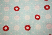 Image of Tela azul flores azul y rojo