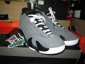 Image of Air Jordan XIV (14) Retro "Stealth / Hoyas" 