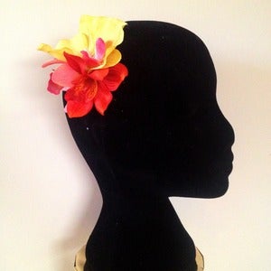Image of Summer Orchid Hair Clip