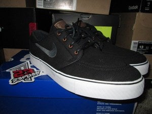 Image of SB Zoom Stefan Janoski "Black/British Tan"