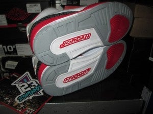 Image of Air Jordan III (3) Retro "Fire Red" 2007 *SOLD OUT*