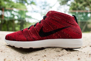 Image of Nike - Lunar Flyknit Chukka (red/ black)