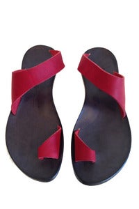 Image of CYDWOQ Thong Sandal in Red