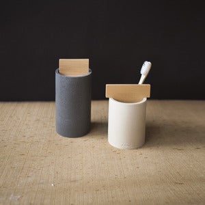 Image of "SAND" - Containers