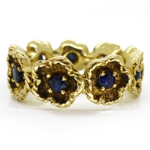 Image of Beautiful 18 Carat Gold Sapphire Stone Floral Flower Eternity Ring