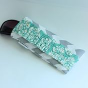 Image of sunnies case - grey chevron with aqua medallions