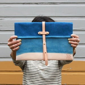Image of The Indigo Clutch