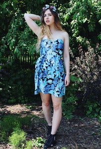Image of Lotta Hawaiian Floral Print Dress