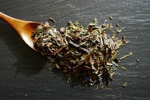 Image of zoe - green tea with mint, vanilla and cacao nibs