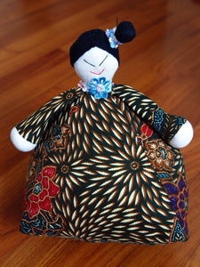 Image of Peranakan Woman Doorstop
