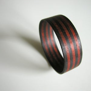 Image of WOOD_STRIPE bracelet (7 wide)