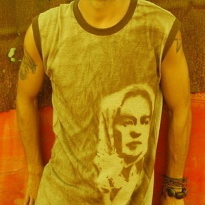 Image of frida sleeveless tee