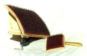 Image of Inwood Smith [ Board Carder ] perfect for airy LOCKS