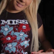 Image of Sproutin Skulls Tee
