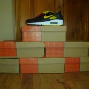 Image of black and yellow
