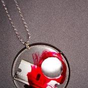 Image of Onch bloody razor and mirror