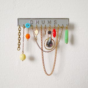 Image of Chums The Pin 01