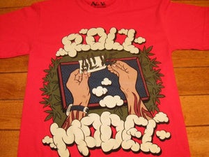 Image of Roll Model (red)